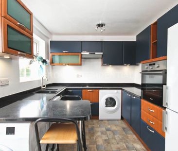 Price £2,600 pcm - Available 04/07/2026 - Unfurnished - Photo 5