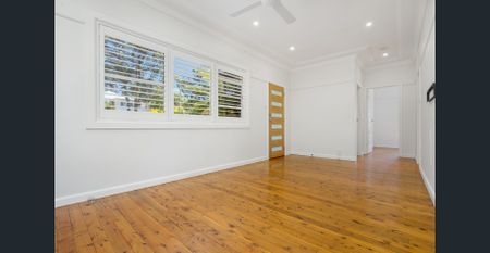 Blue Ribbon Location - Renovated 3BR Home - North Facing Backyard. - Photo 3