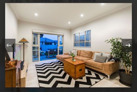 Charming Stonefields Townhouse! - Photo 3