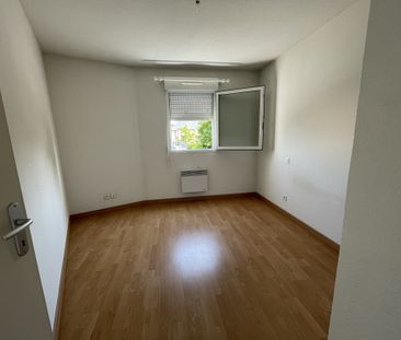 Location Appartement 2 pièces 33m² ONET LE CHATEAU 12850 - Photo 3