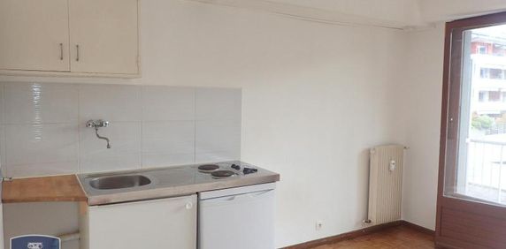 Location Appartement 1 pièce 13m² CHAMBERY 73000 - Photo 2