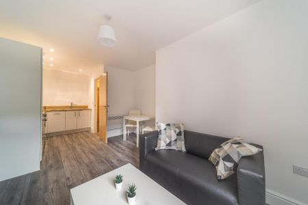 1 bedroom flat to rent - Photo 4