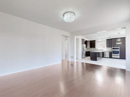 For Lease - 59 Westfield Drive, Whitby, Ontario - Photo 2