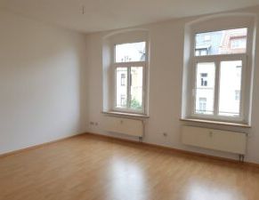 Freiheitsstr. 37, Wohnung 6 – Balkon, Bad mit Wanne, Abstellraum im Treppenhaus, Keller - Foto 1