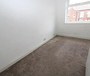 2 bed terraced house to rent in Selby Street, Manchester, M11 - Photo 5