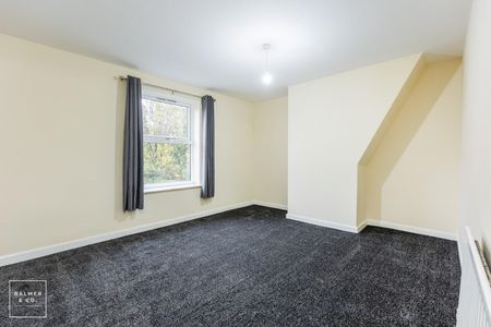 Brewery Lane, Leigh, WN7 - Photo 4