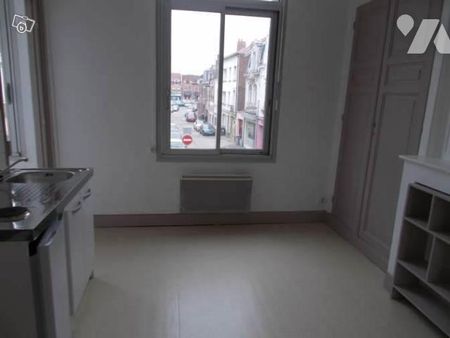 A LOUER - T2 -proximité de la gare direction LILLE et des commodités - LA BASSEE - Photo 4