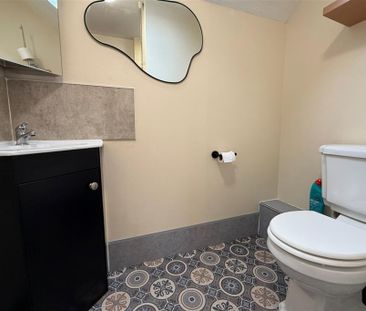 3 bedroom detached house to rent - Photo 6