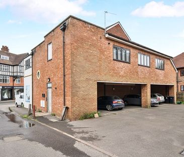 52A Wey Hill, Haslemere, Surrey, GU27 - Photo 2
