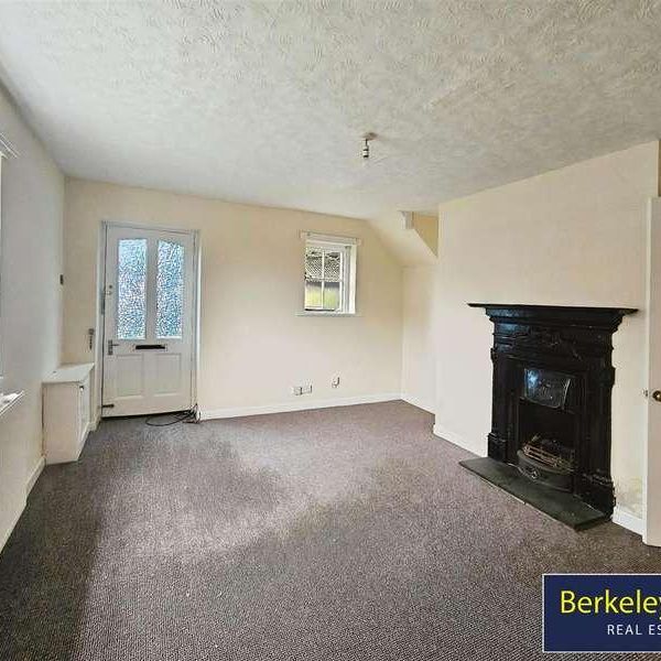 Red Cat Lane, Burscough, Ormskirk, L40 - Photo 1