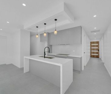 Charming and Spacious Home You'll Love - Photo 5