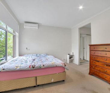 Family home in an unbeatable location. - Photo 6