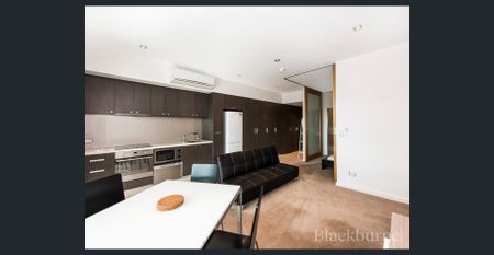FULLY FURNISHED ONE BEDROOM APARTMENT - Photo 3