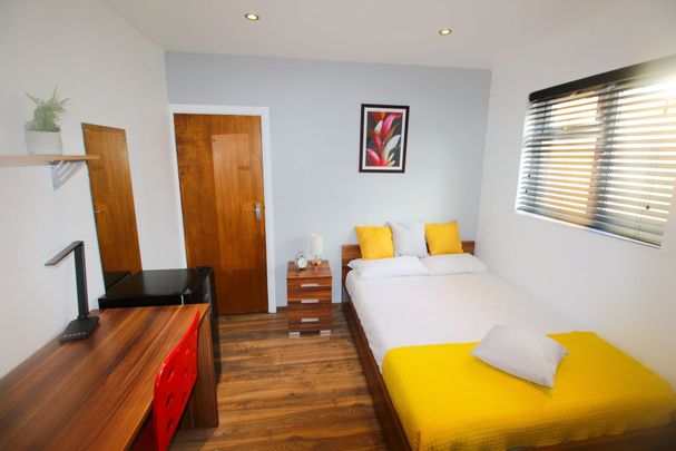 Park view, Stonebow house Block, St. Botolphs Crescent, Lincoln, Lincolnshire, LN5 8AZ, United Kingdom - Photo 1