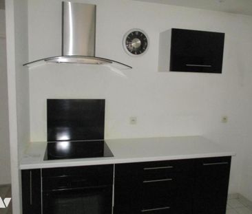 Tourcoing rue Gambetta,T3 63m2, 2 chambres, balcon, garage,650€ + 6... - Photo 1
