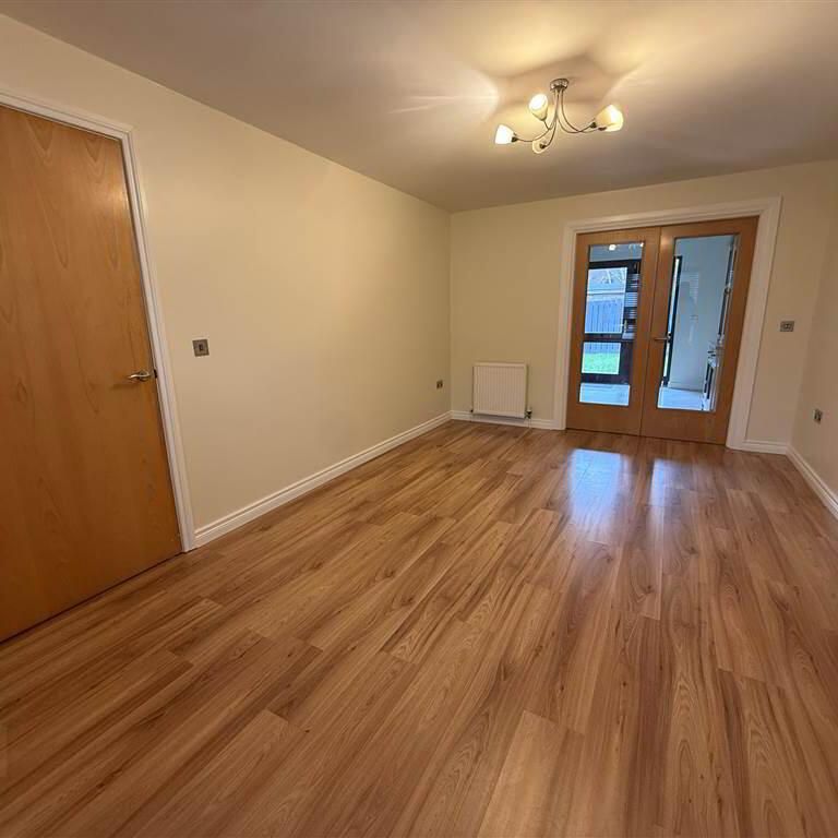 48 Redwood Dale, Dunmurry, Belfast, BT17 9RL - Photo 1