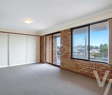 3/103 Cowlishaw Street, Redhead - Photo 6