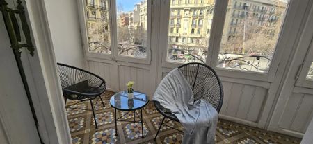 Rambla de Catalunya, Barcelona, Catalonia 08008 - Photo 2