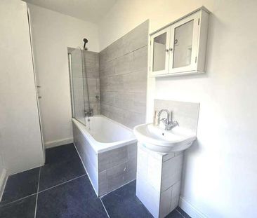 Shay Lane, Halifax, HX2 - Photo 3