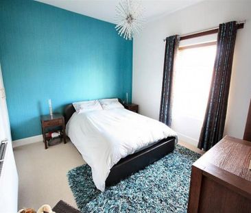 2 Bedroom Terraced To Let - Photo 3