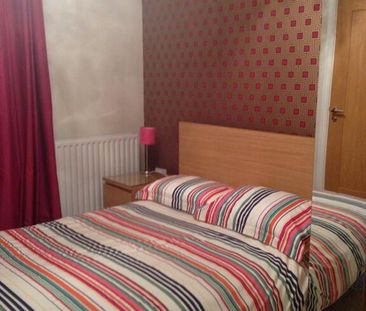 STUDENT LET 2026/27, 20 Old Church Court, Portstewart, BT55 7RR - Photo 3