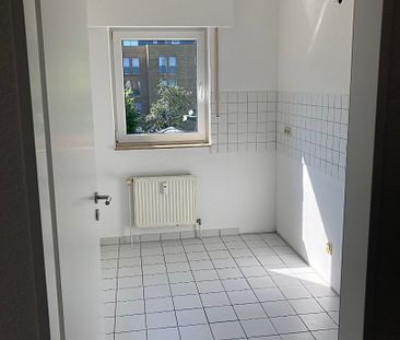 46310/80 Renovierte 2-Zi-Wohnung mit Balkon in Troisdorf-Sieglar - Photo 4