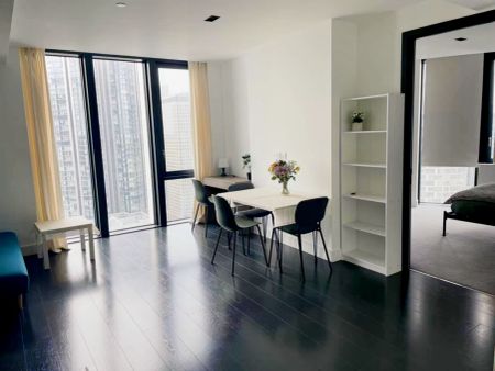1 Bedroom 1 Bathroom Flat3305 - Photo 2