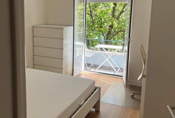 Quarto em casa tranquila na zona da Avenida de Roma