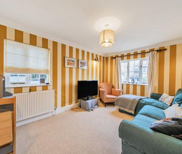 4 bedroom detached house to rent - Photo 1