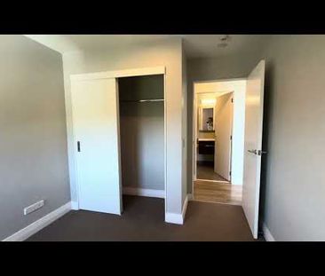 Modern living in Central Albany Village Location - Photo 3