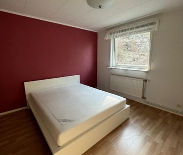 Huddinge - 3rok - tillsv - 15.525kr/mån - Photo 3