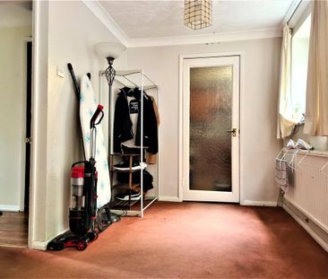 Semi detached house to rent - Photo 5