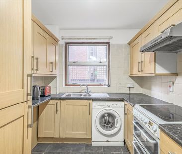 St. Mary Le Park Court, Parkgate Road, SW11 - Photo 5