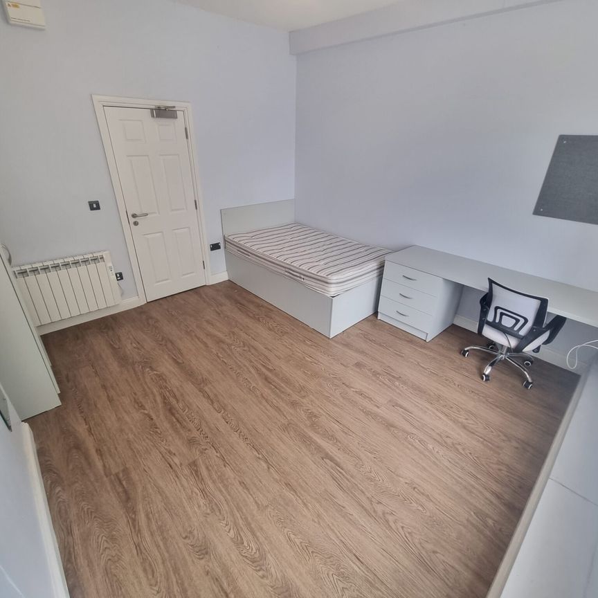 Bristol Road Birmingham - Photo 1