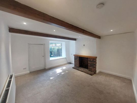 2 bedroom semi-detached house to rent - Photo 1