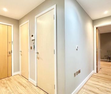 2 bedroom flat to rent - Photo 4