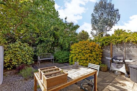 Chaldon Road, London, SW6 - Photo 4