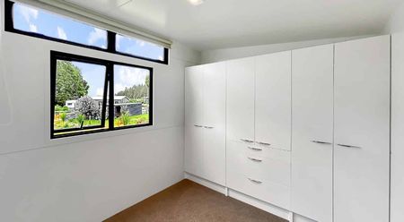 FOXTON - 1 BEDROOM STUDIO UNIT - Photo 2