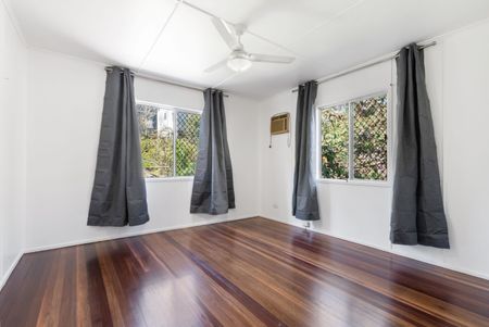 15 Warmington Street, Paddington QLD 4064 - House For Rent | Domain - Photo 2