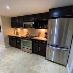 Laval magnifique 4 1/2 tout meublé, 2,200.00/ mois bail 1 ans - Photo 3