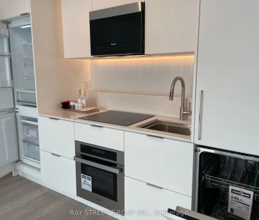 1 Fairview Road E #1413 - Photo 1