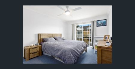 Modern Beachside Convenience - Photo 2