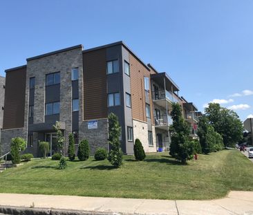 Superbe grand 3 1/2, Ste- Foy, parking intérieur Décembre - Photo 2