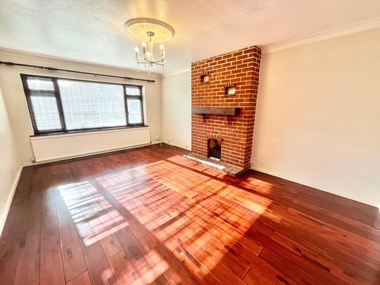 Ashurst Avenue, Southend-on-Sea, Essex, SS2 4TE - Photo 1