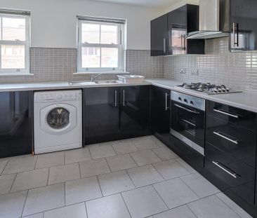 2 bedroom maisonette to rent - Photo 6