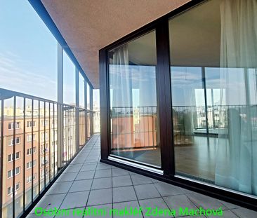 Pronájem bytu 1+kk 35 m² - Photo 1