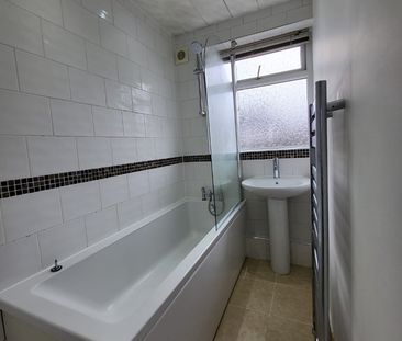 3 Bed Semi-Detached House, Huntley Road, M8 - Photo 4