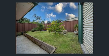 HOUSE & FLAT IN ONE WITH A POOL! - Photo 4