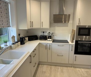 2 bedroom bungalow to rent - Photo 3