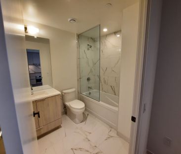 For Lease - 8 Interchange Way Unit# 915, Vaughan, Ontario - Photo 1